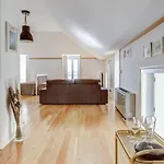 Lsa Palacio Camoes By Numa Lisboa