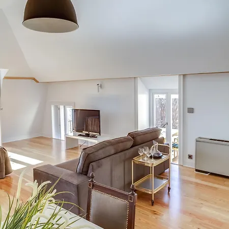 Palacio Camoes - Serviced Lisbon