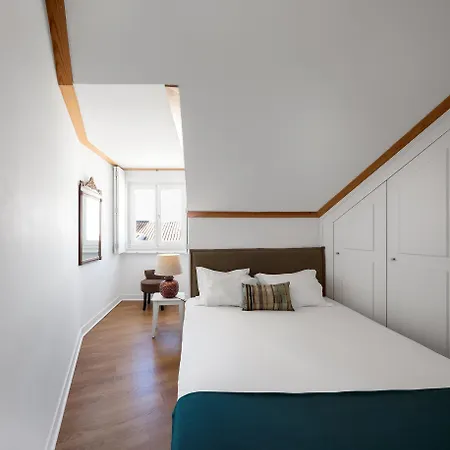 Palacio Camoes - Serviced Apartment *