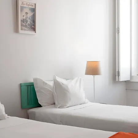 Apartment Palacio Camoes - Serviced