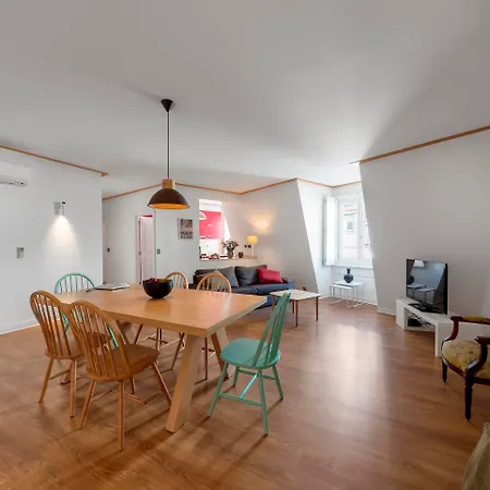 Palacio Camoes - Serviced *
