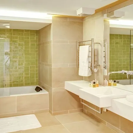 Palacio Camoes - Serviced Apartment