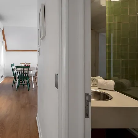 팔라시오 카몽이스 - 서비스 아파트 *