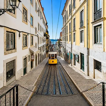 Lsa Palacio Camoes By Numa Lejlighed Lisboa