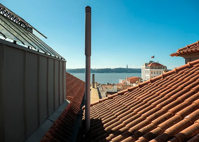 Palacio Camoes - Serviced Apartament