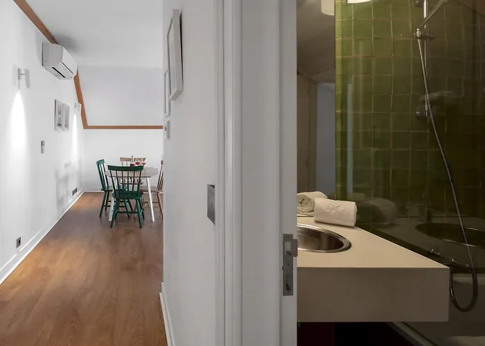 Palacio Camoes - Serviced Apartament *